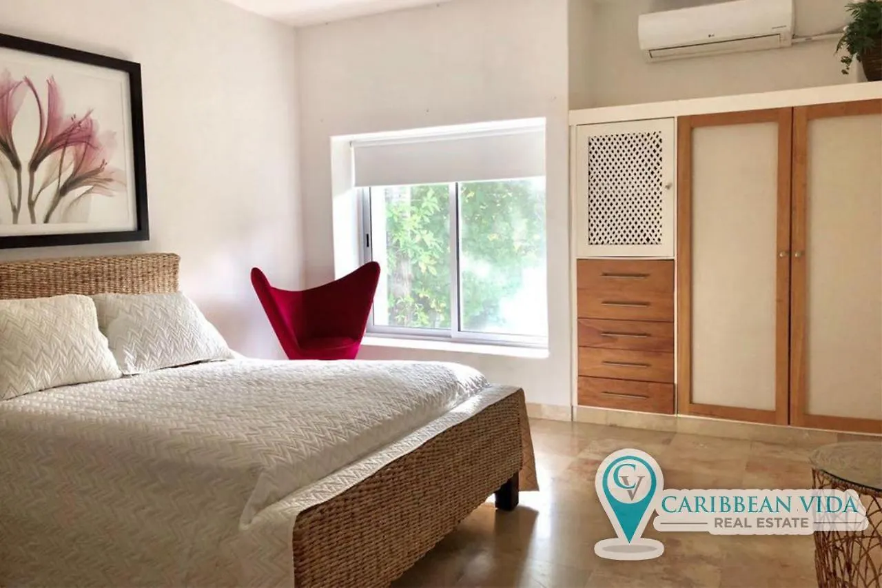 Stunning And Stylish 2 Bedroom Unit At Mar H2O! Playa del Carmen Apartment
